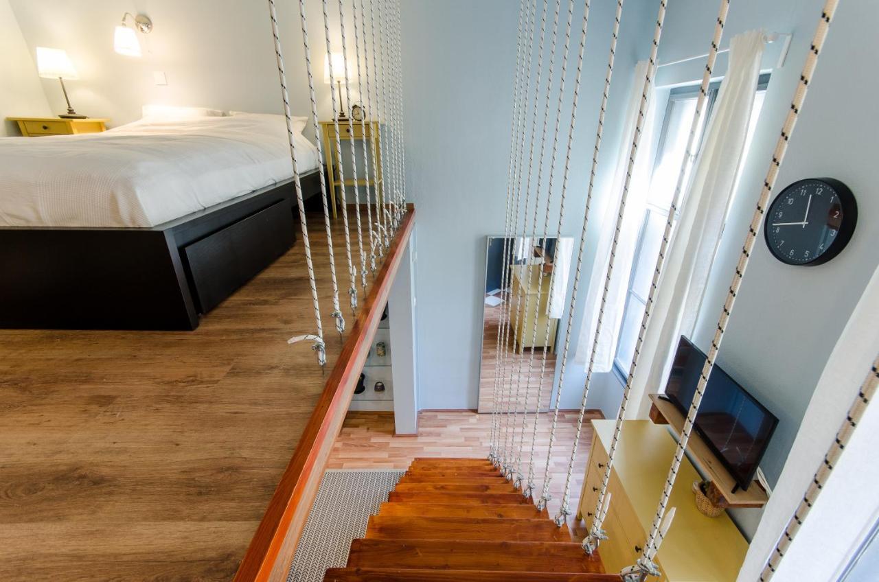 Paulay'S Studio Apartment In The City Center. Budapest Exteriör bild