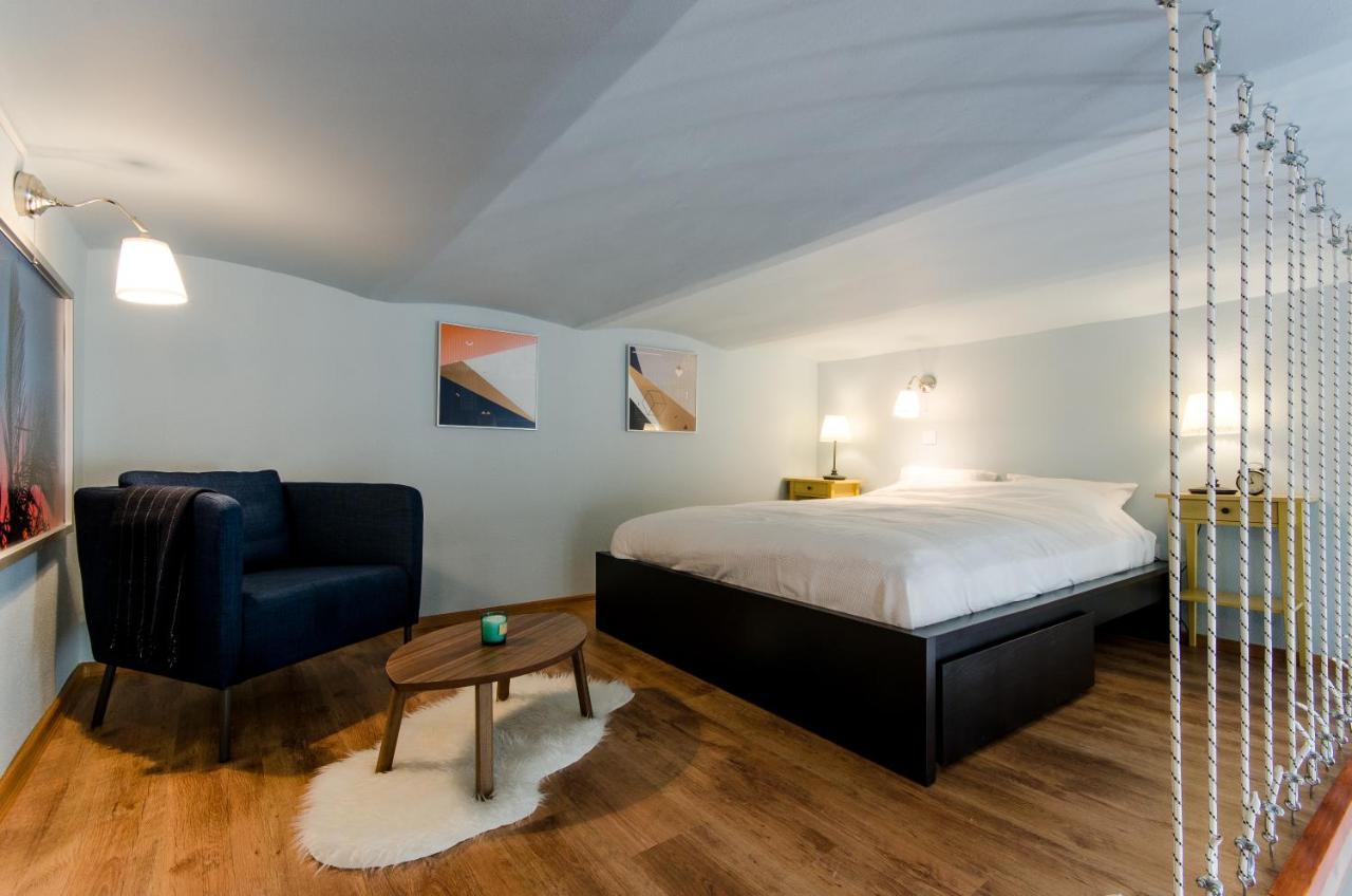 Paulay'S Studio Apartment In The City Center. Budapest Exteriör bild