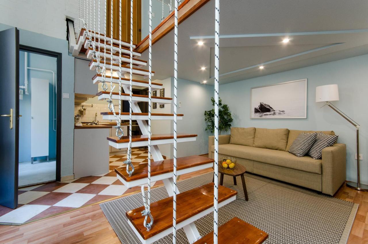 Paulay'S Studio Apartment In The City Center. Budapest Exteriör bild