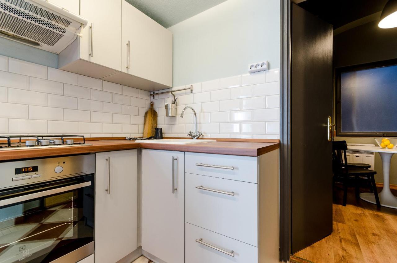 Paulay'S Studio Apartment In The City Center. Budapest Exteriör bild